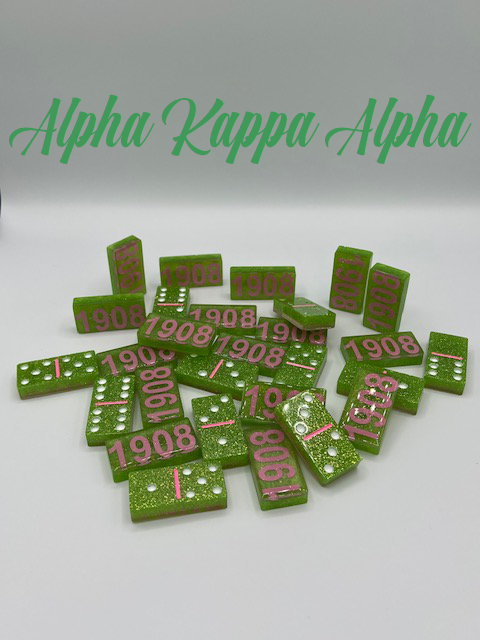1908 Pink and Green Domino Set