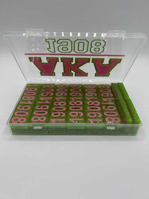 1908 Pink and Green Domino Set